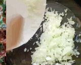 A picture of step 1 of Baked Mince and Spinach Eggs.