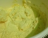 Foto langkah ke 2 dari resep Butter Cake Moist 😋.