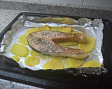 Foto del paso 1 de la receta: Rodaja de salmón al horno