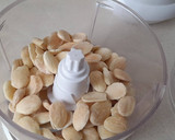 Foto del paso 2 de la receta: Bizcocho rápido de mandarinas -sin harina ni azúcar-