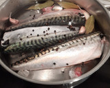 Foto del paso 1 de la receta: Caballas en filetes