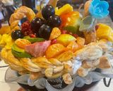 Hình bước làm 5 của món Fruit basket tart and roses