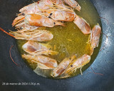 Foto del paso 4 de la receta: Gambas langostineras al curry rojo