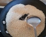 A picture of step 1 of Sesame Strawberry.