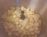 Une image de l'étape 1 de Purée bébé panais courgette.