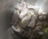 Foto del paso 2 de la receta: Costillas de cerdo con tomate