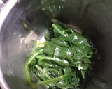 A picture of step 6 of Trirangi Dhokla Cake.