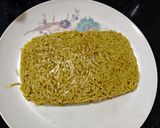 A picture of step 2 of Maggi Sandwich.