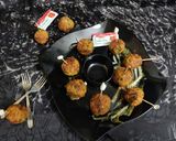 A picture of step 4 of Potato bread poppers.