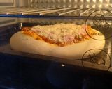 Foto langkah ke 13 dari resep Pizza homemade simple.
