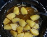 A picture of step 3 of Apple with jaggery murabba.