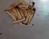 Foto langkah ke 2 dari resep Tumis 3 sayur with King Mushroom.