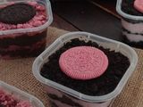 Dessert Box Black Pink Oreo