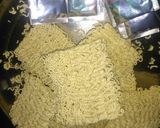 ভেজিটেবিল ম্যাগি(vegetable maggi recipe in Bengali) রেসিপি ধাপ - 2 ছবি