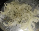 Foto del paso 1 de la receta: Rollitos de pollo con queso y cebolla