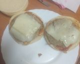 Foto del paso 4 de la receta: Hamburguesa con cebolla, queso majorero y papas onduladas