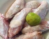 Foto langkah ke 1 dari resep Sayap Ayam Gepuk Kemangi.