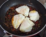 Foto langkah ke 4 dari resep Telur Ceplok Kecap.
