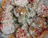 A picture of step 2 of Lauki ki Bhajiya.