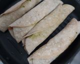 A picture of step 9 of Veg Chatpata Kathi Roll.