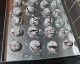 A picture of step 5 of Chocolate Crinkle Cookies.