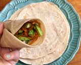 Foto del paso 4 de la receta: Tacos con verduras y pollo salteado con queso 🧀 👌