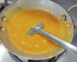 A picture of step 7 of Papaya Jelly.