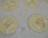 Foto langkah ke 5 dari resep Almond Crispy.