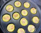 Hình bước làm 4 của món Bánh khọt tôm thịt