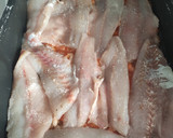 Foto del paso 5 de la receta: Lubina al horno con tomate natural