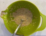 Foto del paso 2 de la receta: Pancakes de avena en hojuelas y banano con salsa de frutos rojos