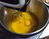 Foto del paso 1 de la receta: Bizcocho con mango y glaseado de lima