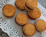 Foto del paso 3 de la receta: Alfajores de coco y dulce de leche