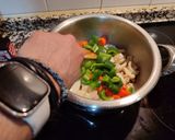 Foto del paso 6 de la receta Guisado de sepia con patatas