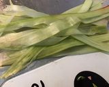 Une image de l'étape 2 de Tarte géante « noeuds » à la rhubarbe du jardin et crème vanille (pâte brisée au sirop d érable).