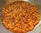 A picture of step 4 of Luchi Ghugni.