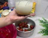 Foto langkah ke 6 dari resep Pudding strawberry lychee.