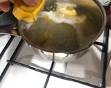 Foto del paso 2 de la receta: Tortellinis relllenos de berenjena en salsa de tomate y queso cheddar