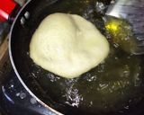 A picture of step 5 of Pateera and potato sauce😍.