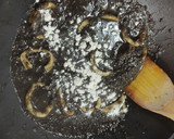 Foto del paso 5 de la receta: Calamares en su tinta 🦑 ✒️