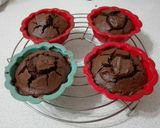 Foto del paso 4 de la receta: Budín de chocolate y dulce de leche