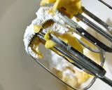 Foto langkah ke 2 dari resep Vanilla Butter cake.
