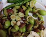 A picture of step 1 of Karonda (karissa) chutney.