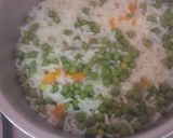 Foto del paso 6 de la receta Lubina frita acompañada con arroz blanco y ensalada de pepino