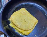 Foto del paso 4 de la receta: Tostadas con huevo en sartén 🍞 🍳
