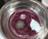 A picture of step 2 of Black Grapes Mint Mojito.