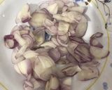 Hình bước làm 1 của món Món cháo trắng với tôm khô kho quẹt