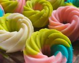 Foto langkah ke 3 dari resep Roti Rainbow Twister.