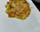 Foto del paso 5 de la receta: Tortitas de patata y verdura con huevo🍳🥕🥔🧄