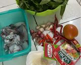 Foto langkah ke 1 dari resep Cah Kangkung Tumis Cumi.